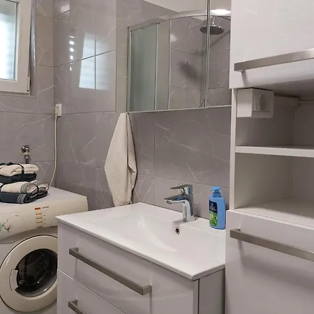 펜션 3 Bedroom Cozy In *