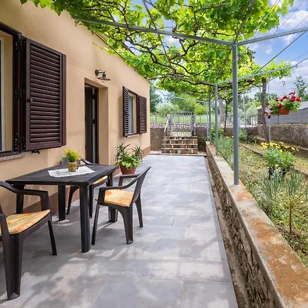 Casa vacanze Gorgeous In With Wifi